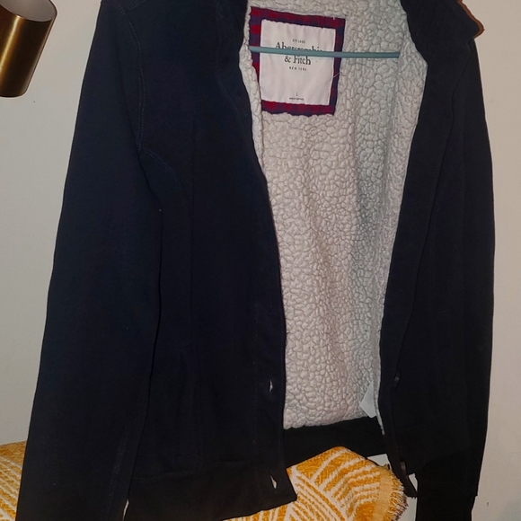 Abercrombie and Fitch Jacket - Picture 5 of 8